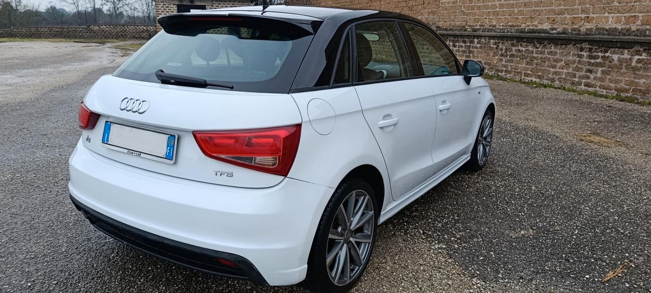 Audi A1 1.2 TFSI S line edition plus