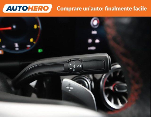 MERCEDES-BENZ GLA 180 d Automatic Premium