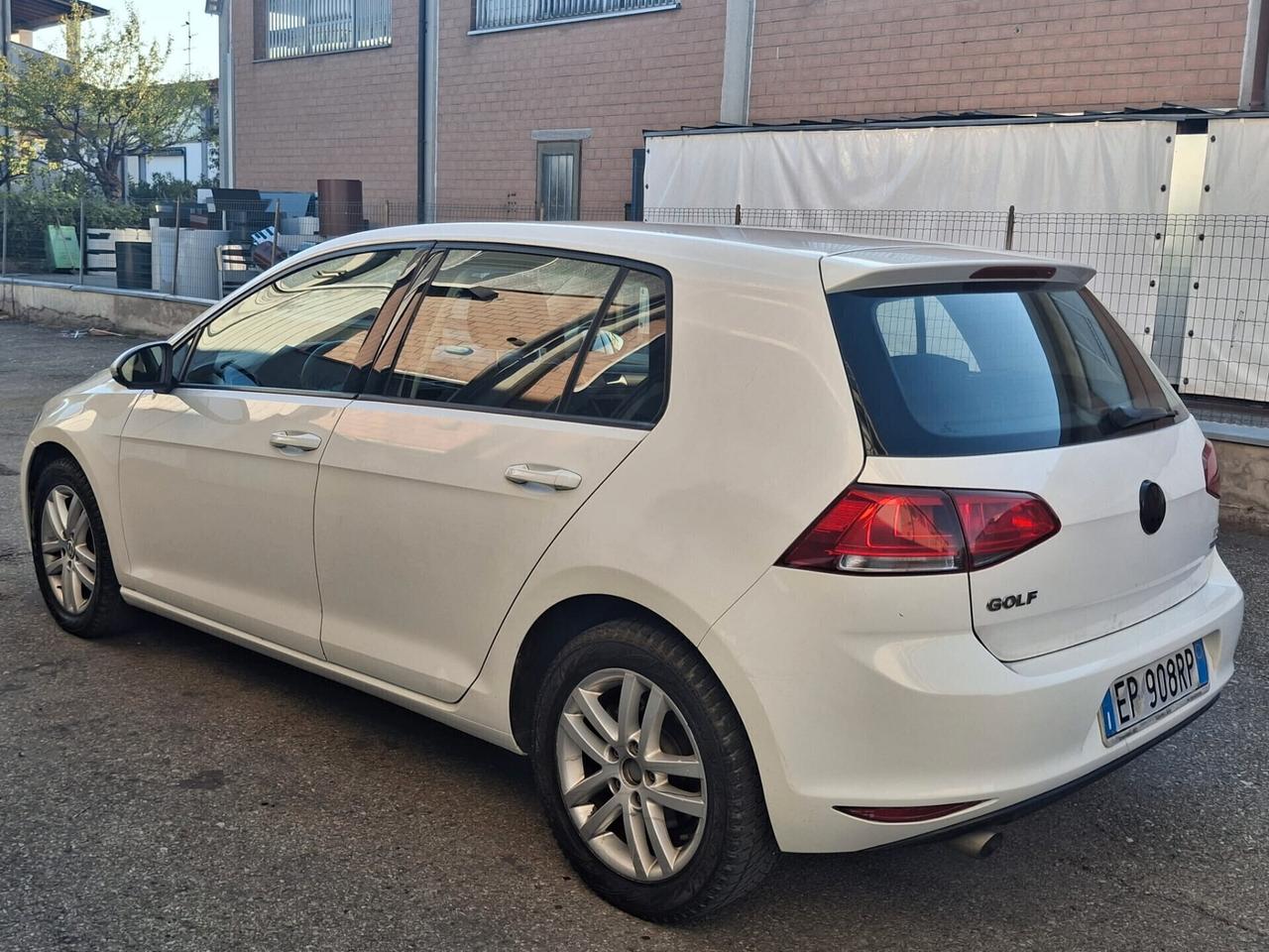 Volkswagen Golf 1.6 TDI 5p. Highline BlueMotion Technology