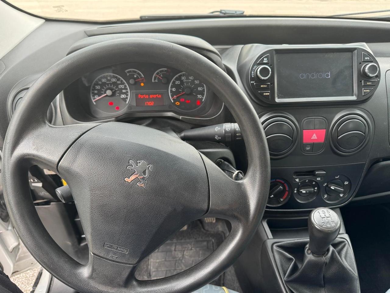 Peugeot Bipper Tepee 1.3 HDi 75 FAP Outdoor -gancio traino