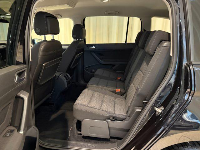 VOLKSWAGEN Touran 1.4 TSI DSG Business 7P Navi ACC DAB+
