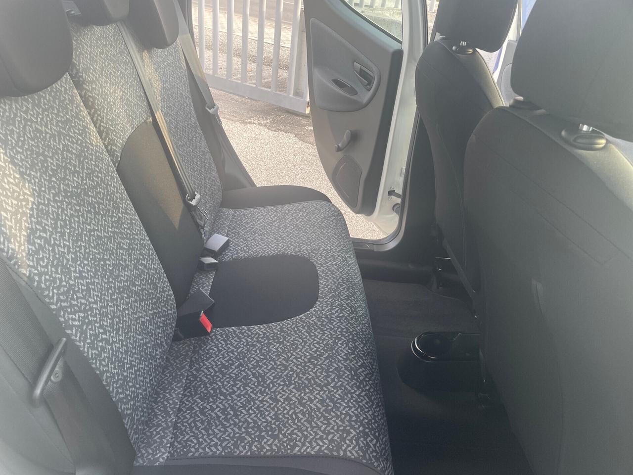 Lancia Ypsilon 1.2 69 CV 5 P. Elefantino X NEOPATENTATI