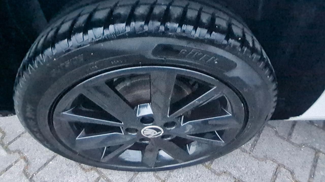 Skoda Fabia 1.0 MPI 75 CV Twin Color Design Edition Nero