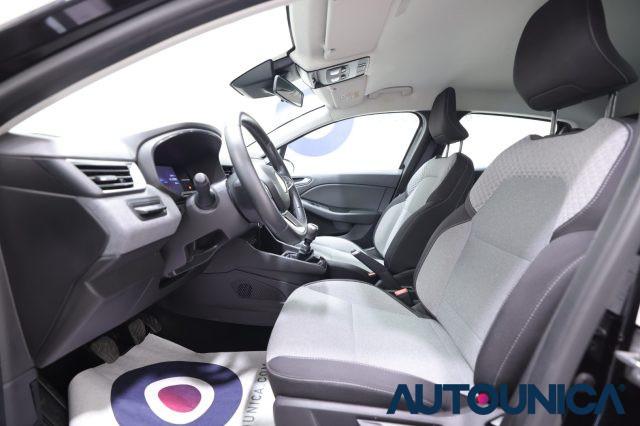 RENAULT Clio SCE 65 CV 5 PORTE EVOLUTION FARI LED NEOPATENTATI