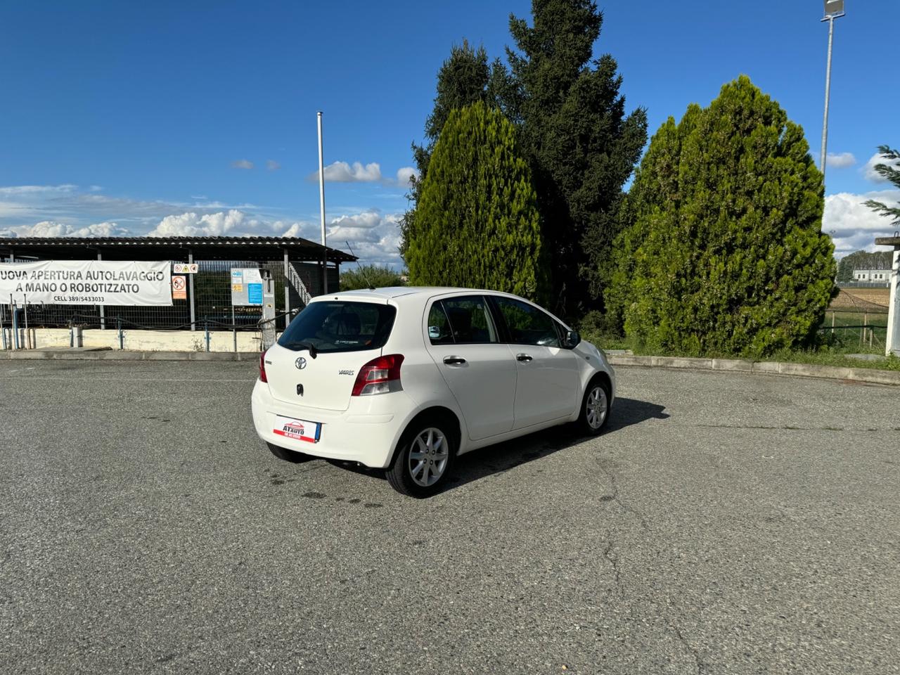 Toyota Yaris 1.0 5 porte