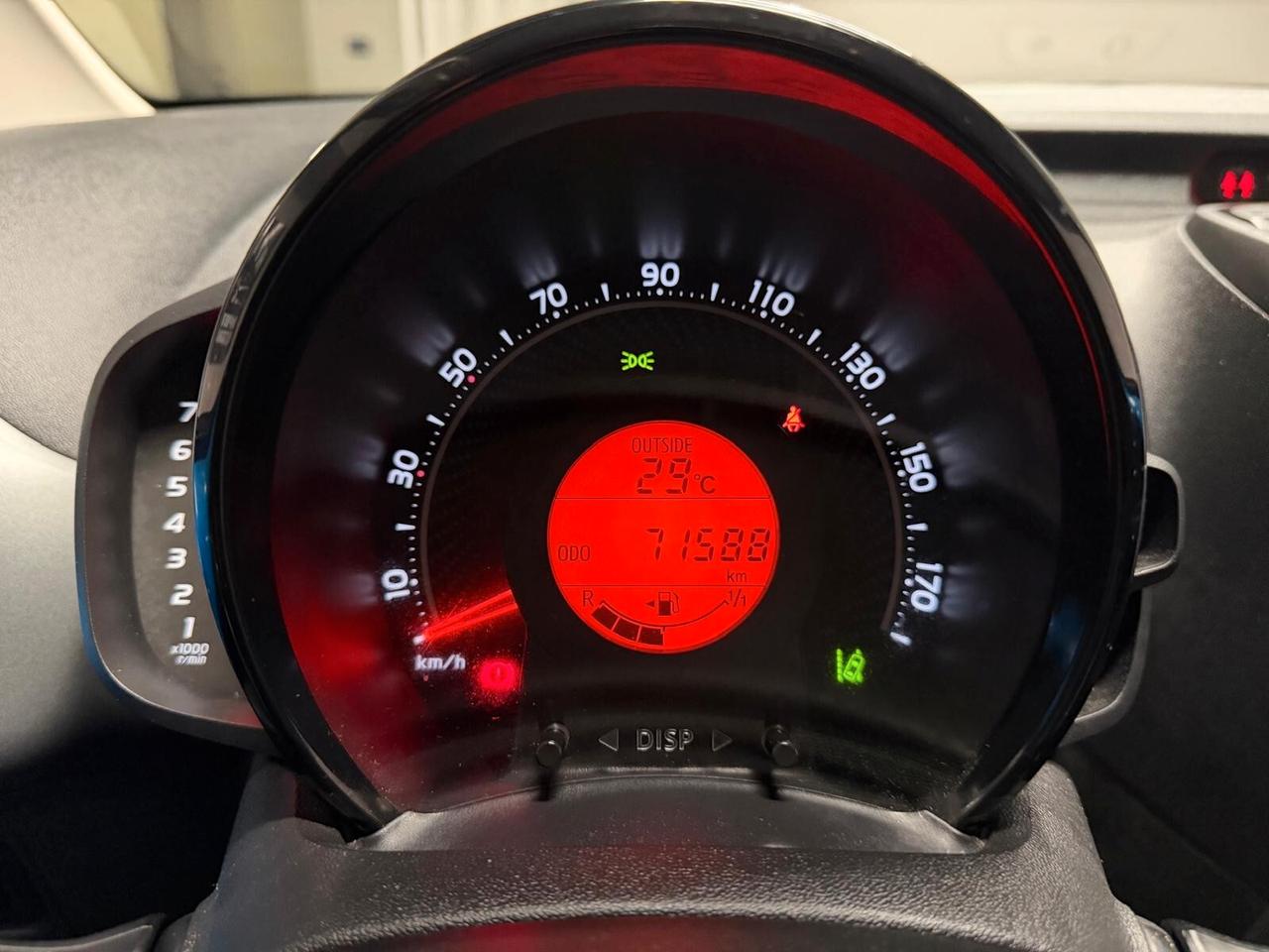 Toyota Aygo Connect 1.0 VVT-i 72 CV 5 porte x-clusiv