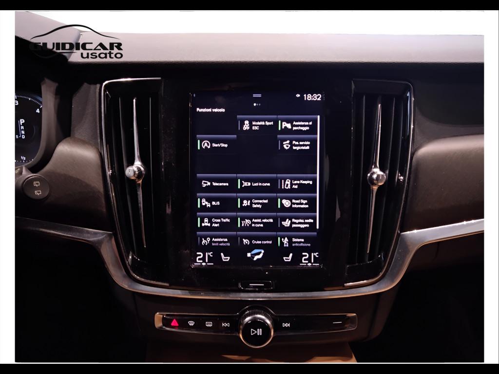 VOLVO V90 2016 Cross Country - V90 Cross Country 2.0 d4 Pro awd ge