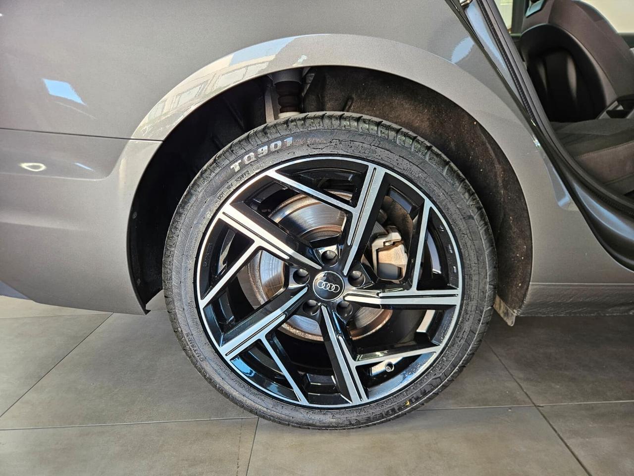 Audi A4 35 TDI/163 CV S tronic Business