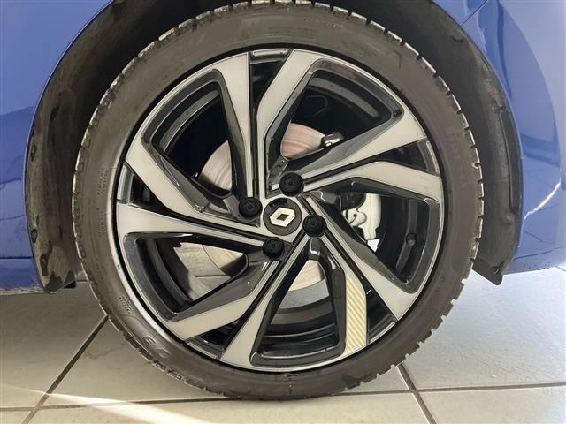 RENAULT Clio 1.6 E-Tech full hybrid E-Tech Engineered 145cv aut