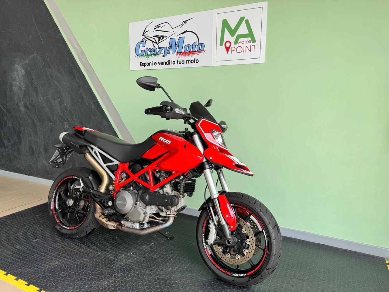 Ducati Hypermotard 796