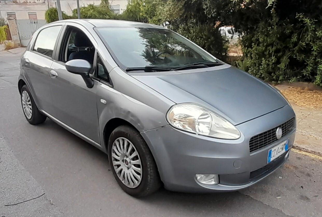 Fiat Grande Punto 1.3 MJT 90 CV 5 porte Dynamic