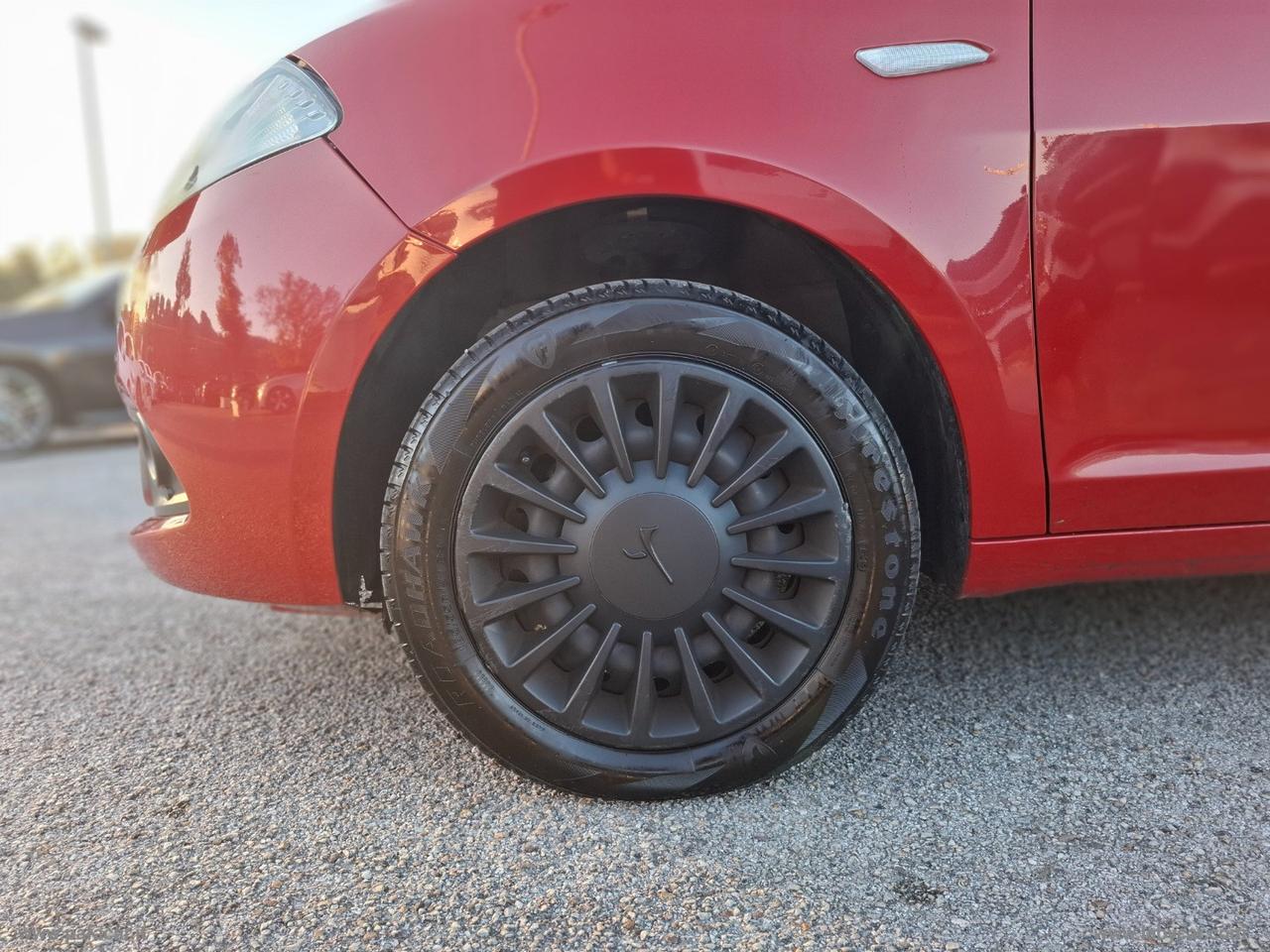 LANCIA Ypsilon 1.0 FireFly 5p.S&S Hybrid Silver