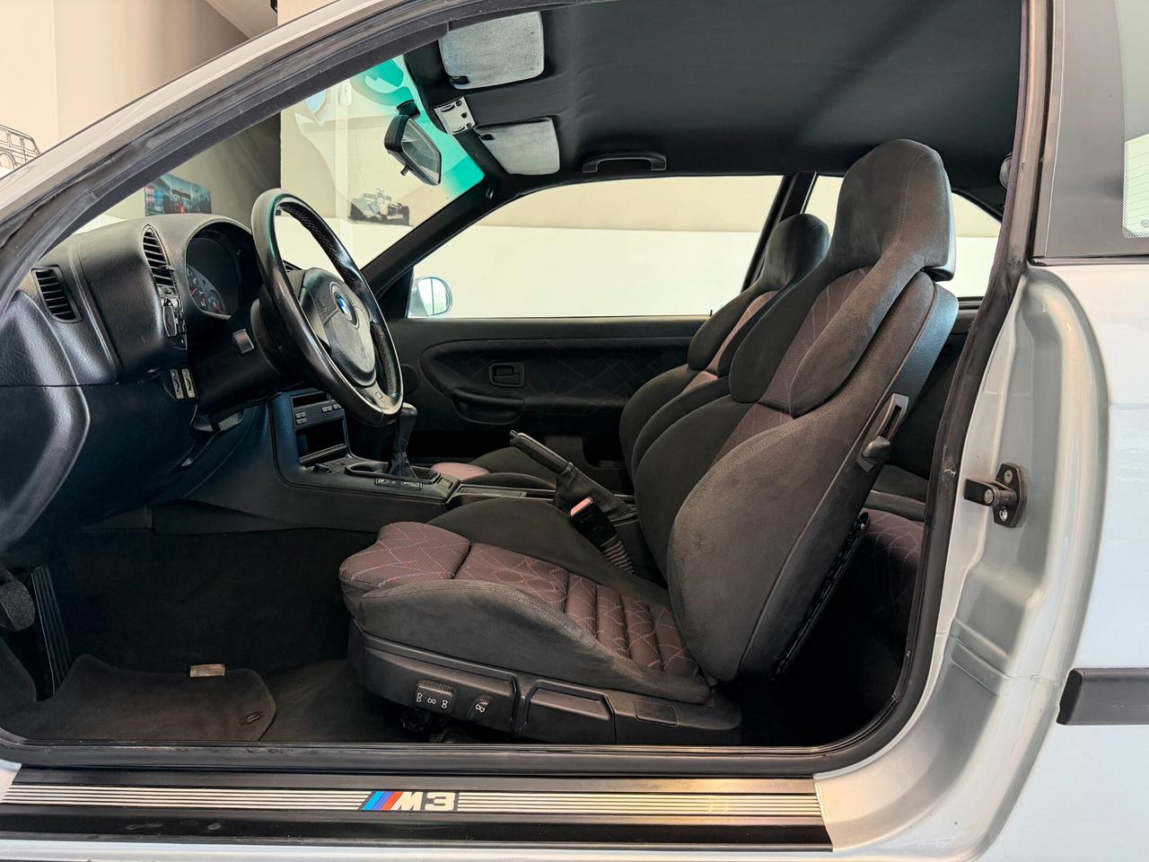 Bmw M3 E36 Coupè 3.2 321CV RESTAURO COMPLETO 44MILAKM ORIGINALI