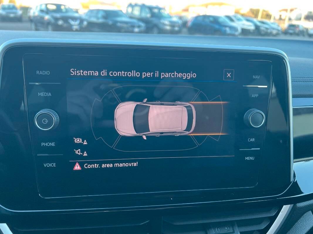 Volkswagen T-Roc 1.0 tsi R-Line 110cv