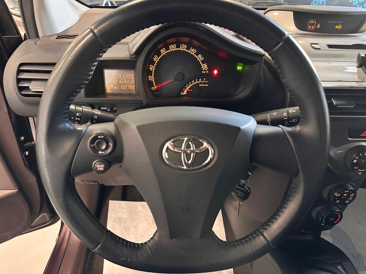 TOYOTA IQ 1.0 BENZINA CAMBIO AUTOMATICO
