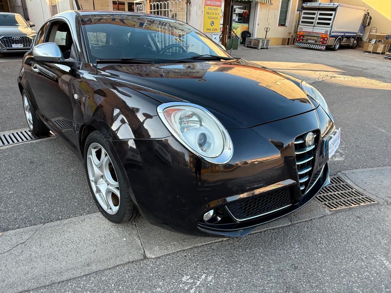Alfa Romeo MiTo 1.6 JTDm 16V Distinctive Sport Pack