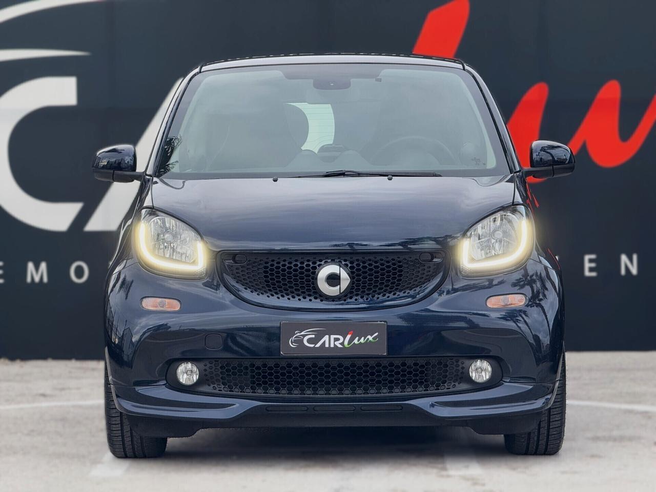 Smart forTwo 0.9 T Parisblue BRABUS Style 90CV