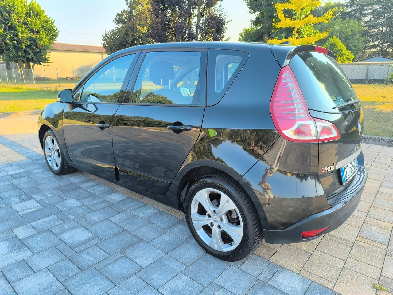 Renault Scenic Scénic X-Mod 1.5 dCi 110CV Luxe