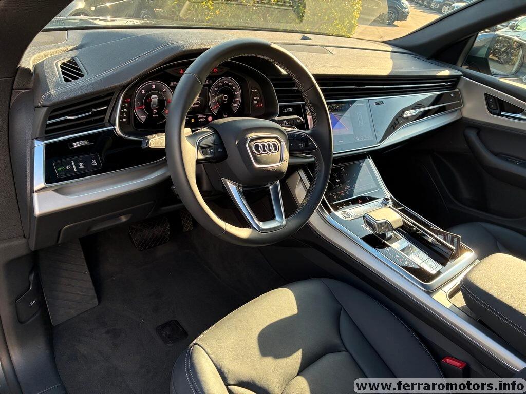 Audi Q8 TDI S line edition 2024 iva esposta a 839 euro al mese