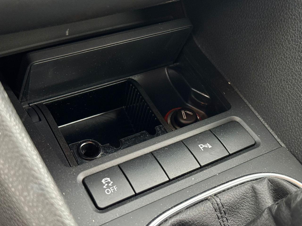 VOLKSWAGEN GOLF 1.6cc 105CV TDI NEOPATENTATI