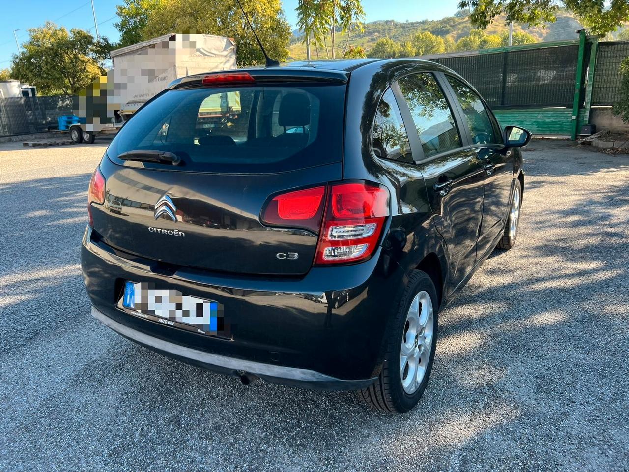 Citroen C3 1.1 Benzina Exclusive ZEN - unico proprietario neopatentati si