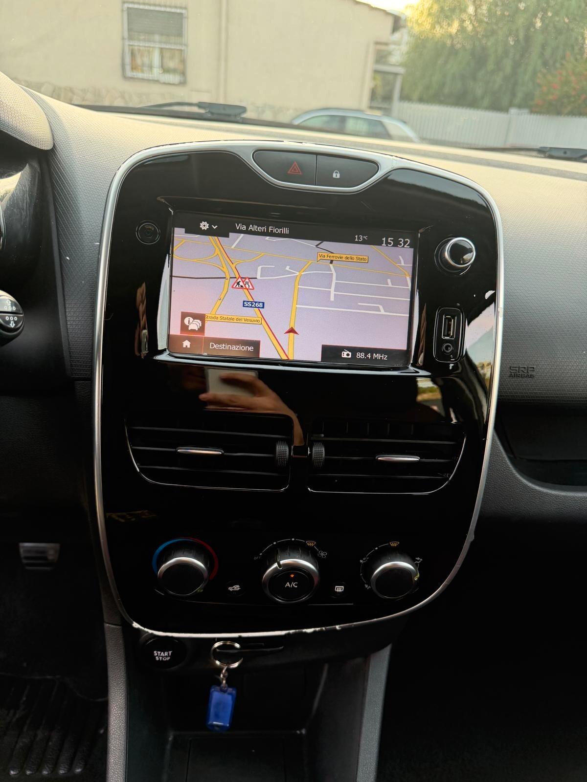 Renault Clio 1.2 75CV 5 porte Zen-06/2016