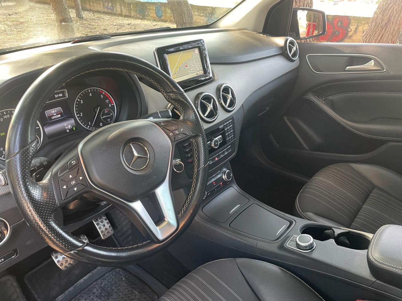 Mercedes-benz B 180 B 180 CDI Automatic Premium