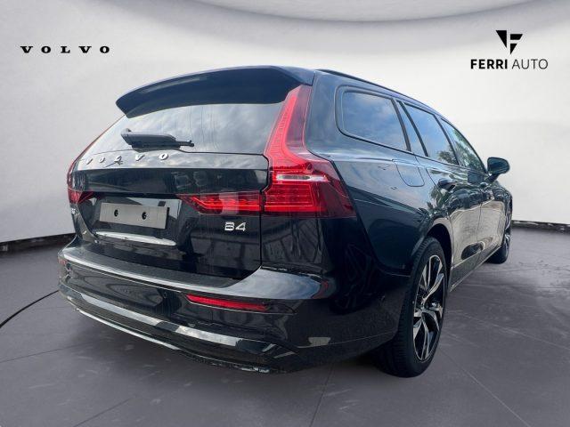 VOLVO V60 B4 automatico Plus Dark