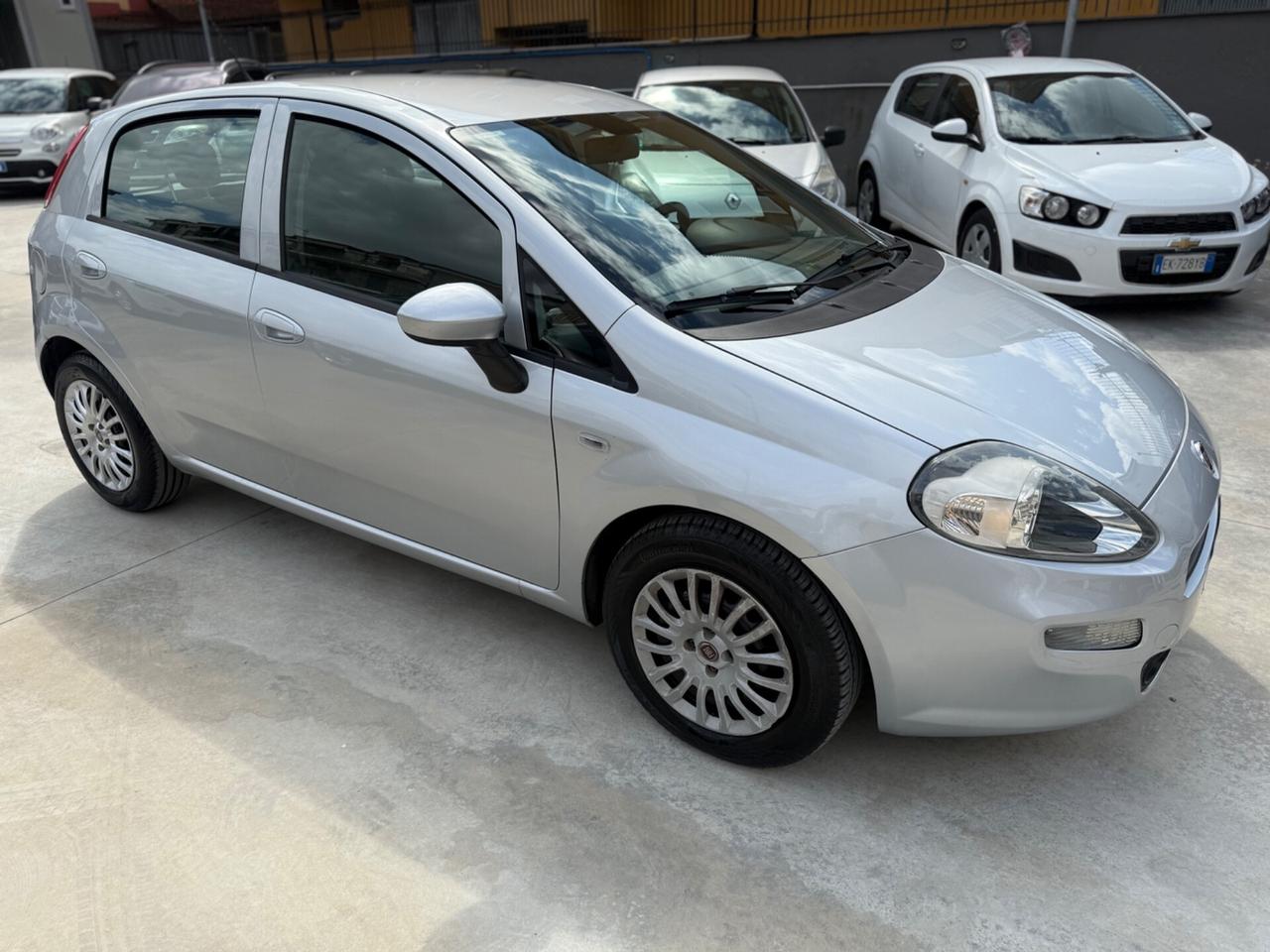 Fiat Punto 1.3 MJT II S&S 95 CV 5 porte Street