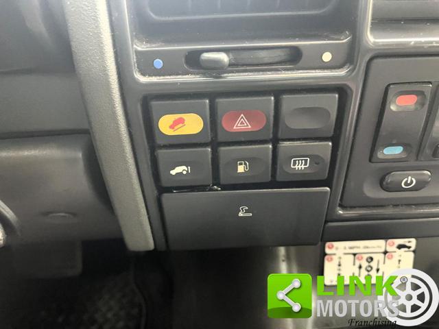 LAND ROVER Discovery 2.5 Tdi 136 CV TD5