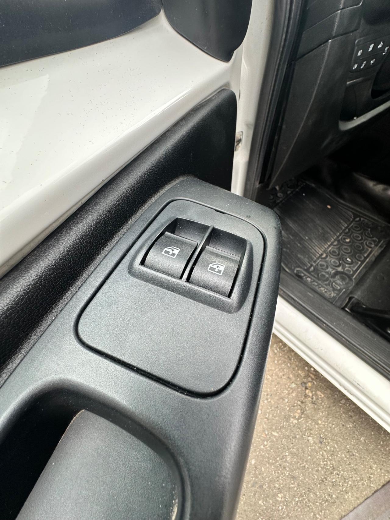 Fiat Fiorino 1.3 MJT 95CV Cargo SX