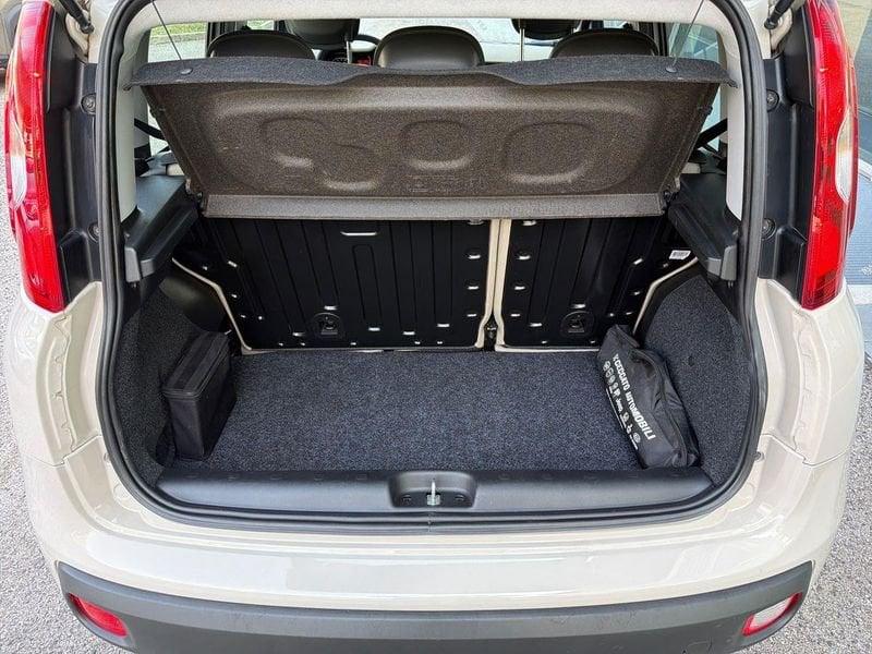 FIAT Panda 0.9 TwinAir Turbo Natural Power Lounge