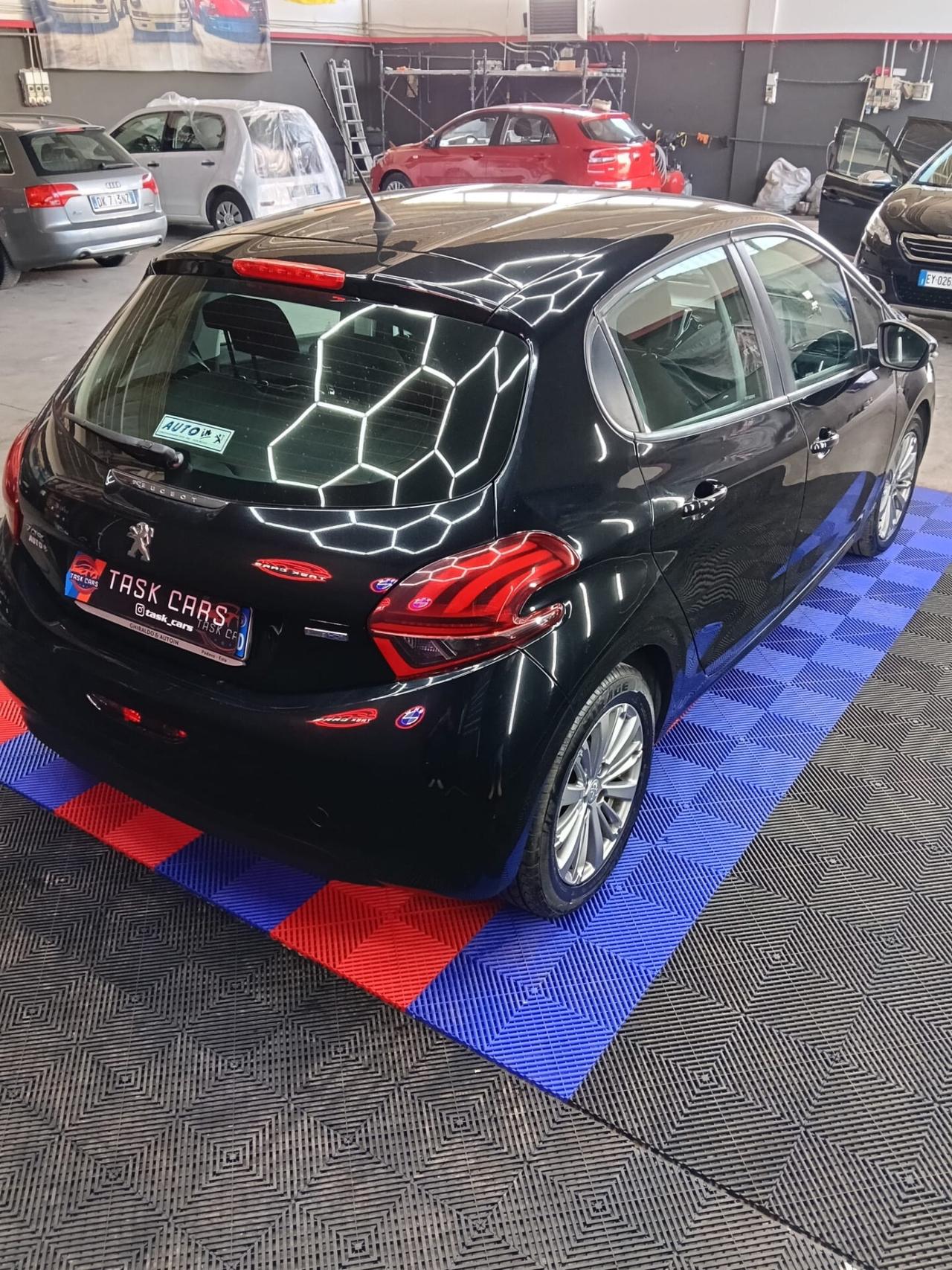 Peugeot 208 BlueHDi 75 5 porte Active