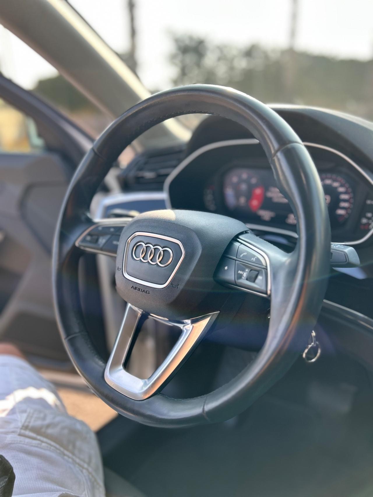 Audi Q3 SPB 35 TDI S tronic Business Plus