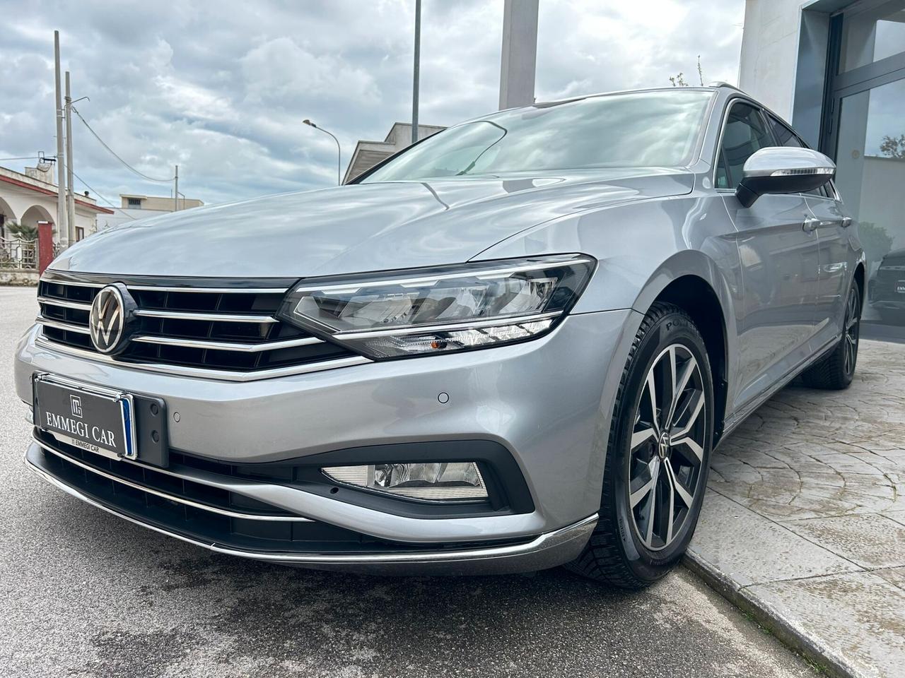VW Passat 2.0 TDI DSG EXECUTIVE COCKPIT/NAVI-2020