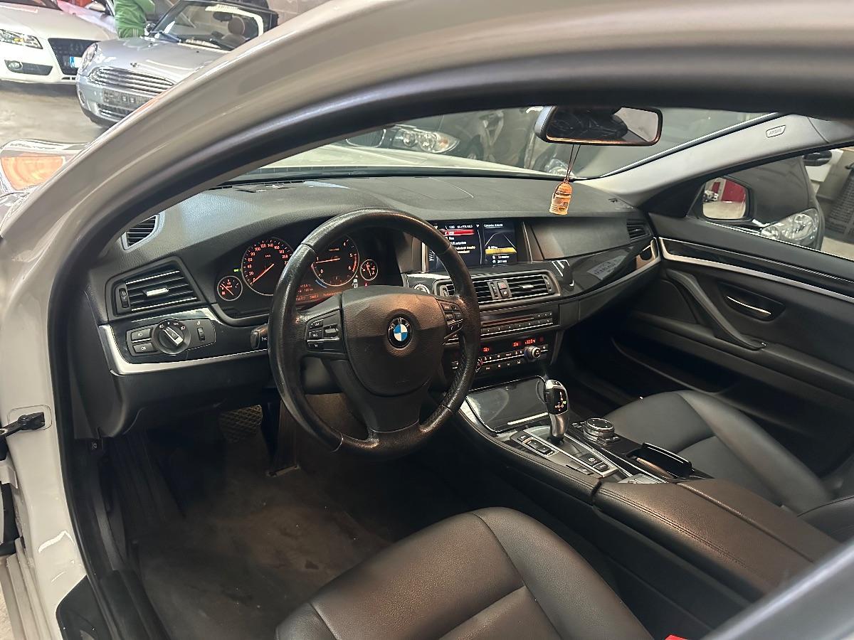 BMW - Serie 5 - 520d aut. Touring Business