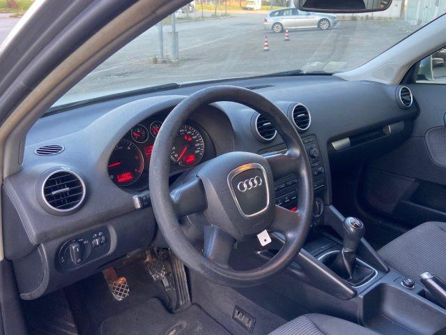 AUDI A3 SPB 1.9 TDI F.AP. Ambiente