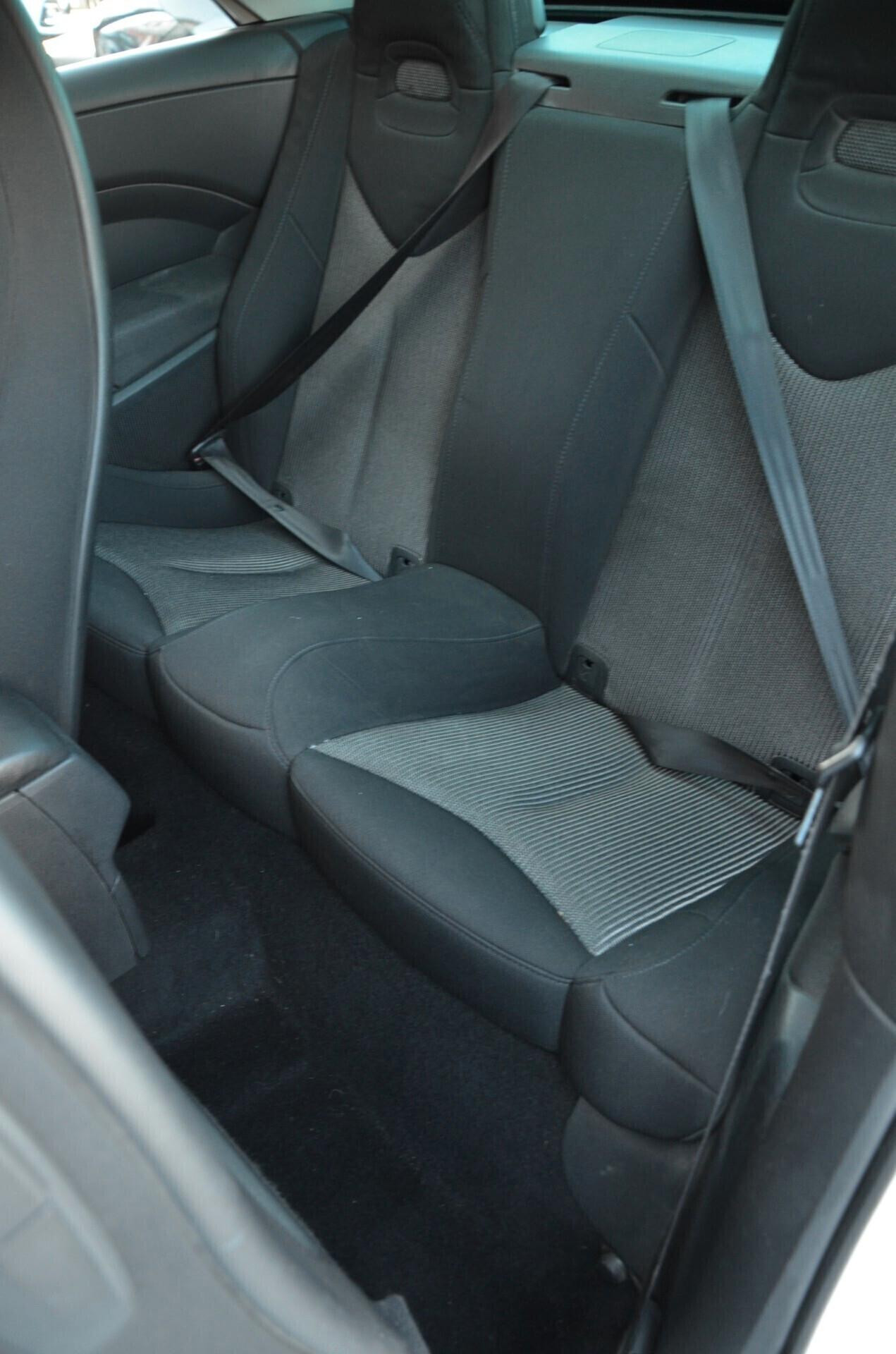 Peugeot 308 1.6 e-HDi 112CV Stop&Start CC Allure