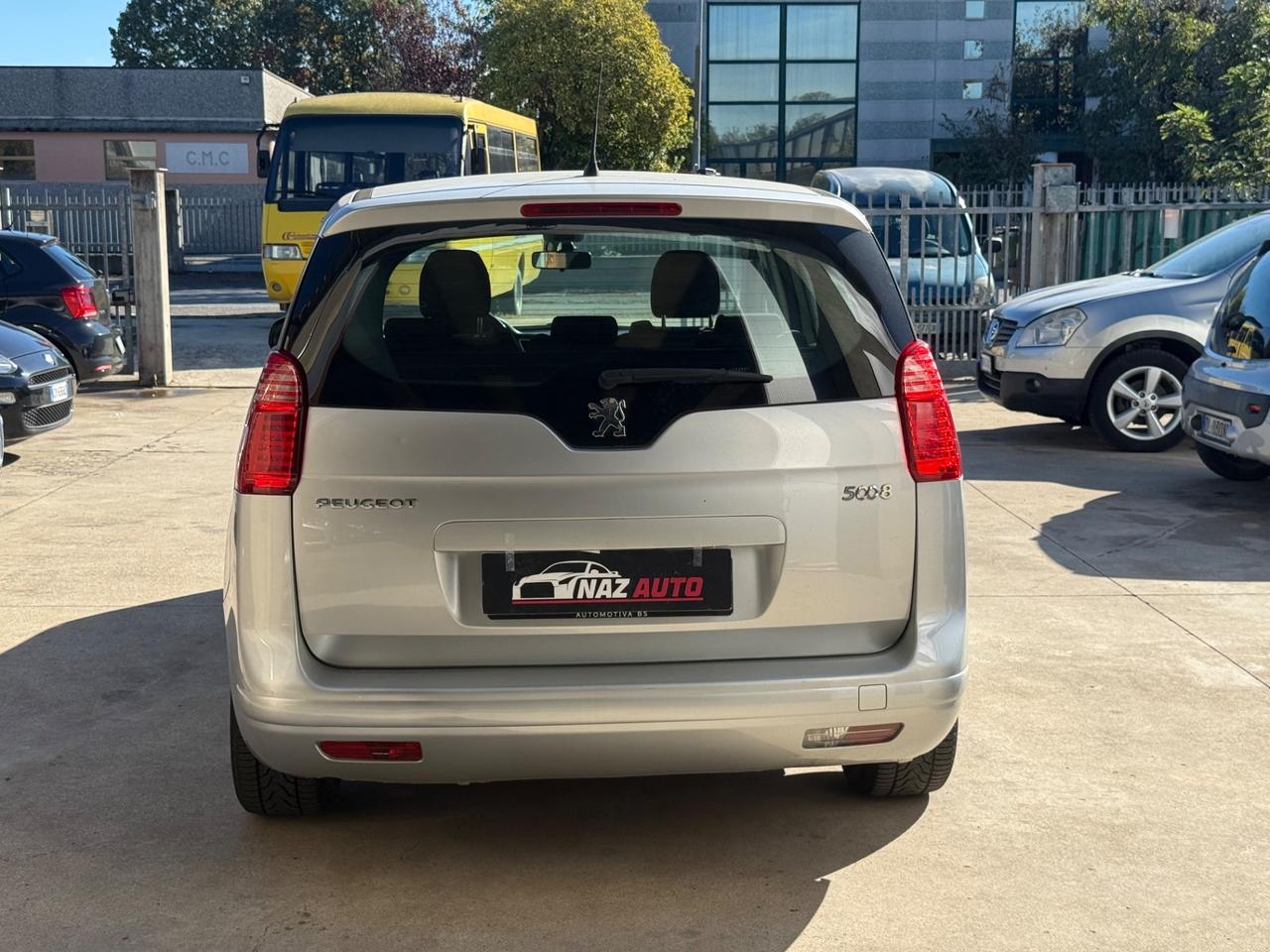 Peugeot 5008 1.6 HDi 110CV Business