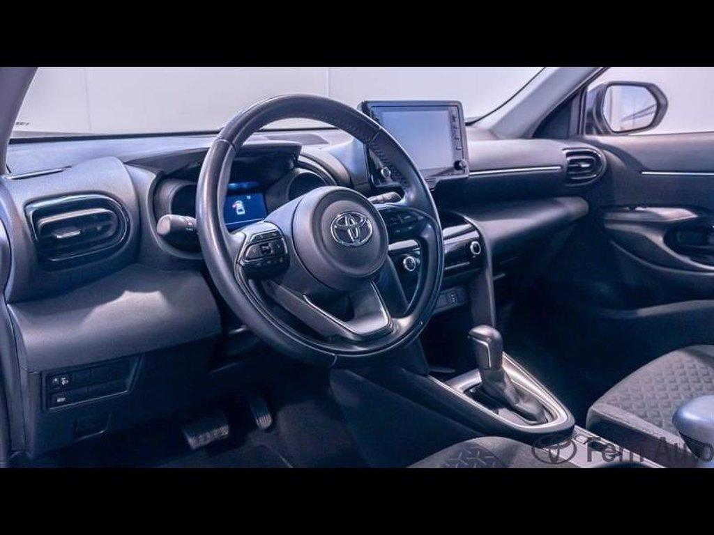 TOYOTA Yaris cross 1.5h business fwd 116cv e-cvt del 2022