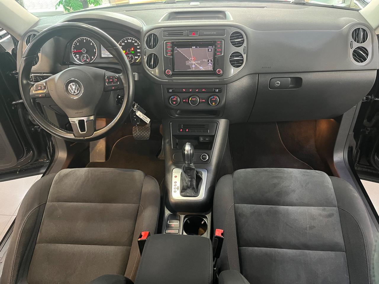 Volkswagen Tiguan AUTOMATICO 4X4 !!