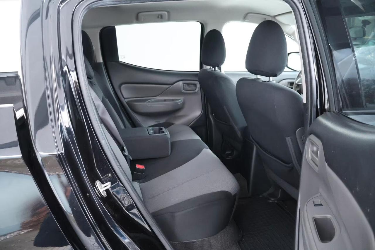 Mitsubishi L200 2.4 DI-D/154CV Double Cab Invite