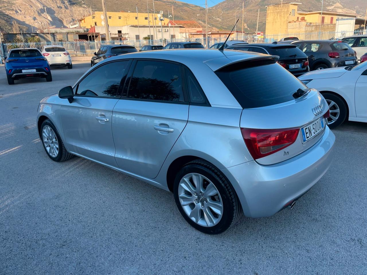 Audi A1 SPB 1.6 TDI Attraction