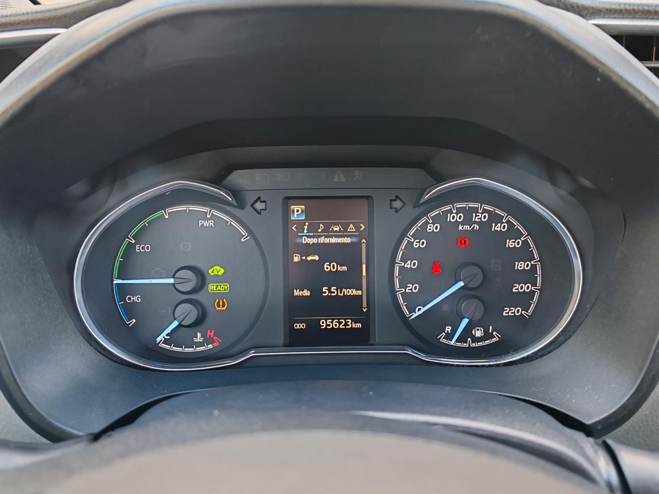 Toyota Yaris 1.5 Hybrid Business