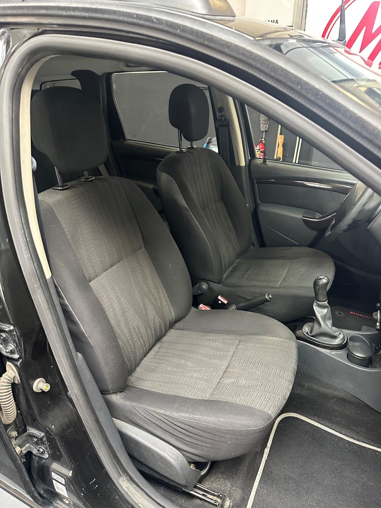 Dacia Duster 1.6 110CV 4x2 Lauréate