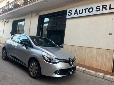 RENAULT Clio 1.2 75CV Live