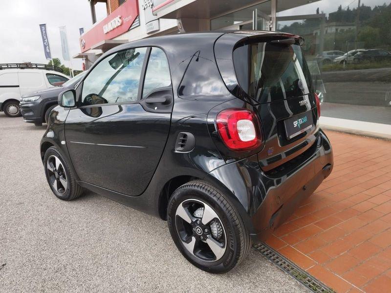 smart fortwo EQ Passion