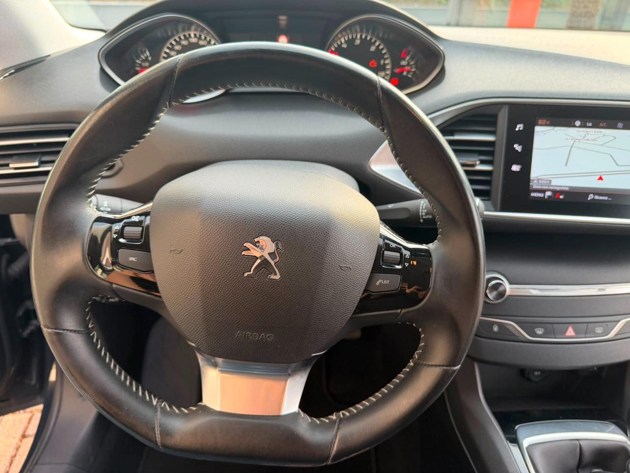 Peugeot 308 BlueHDi 100 S&S SW Business