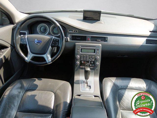 VOLVO XC70 D5 205 CV AWD Summum