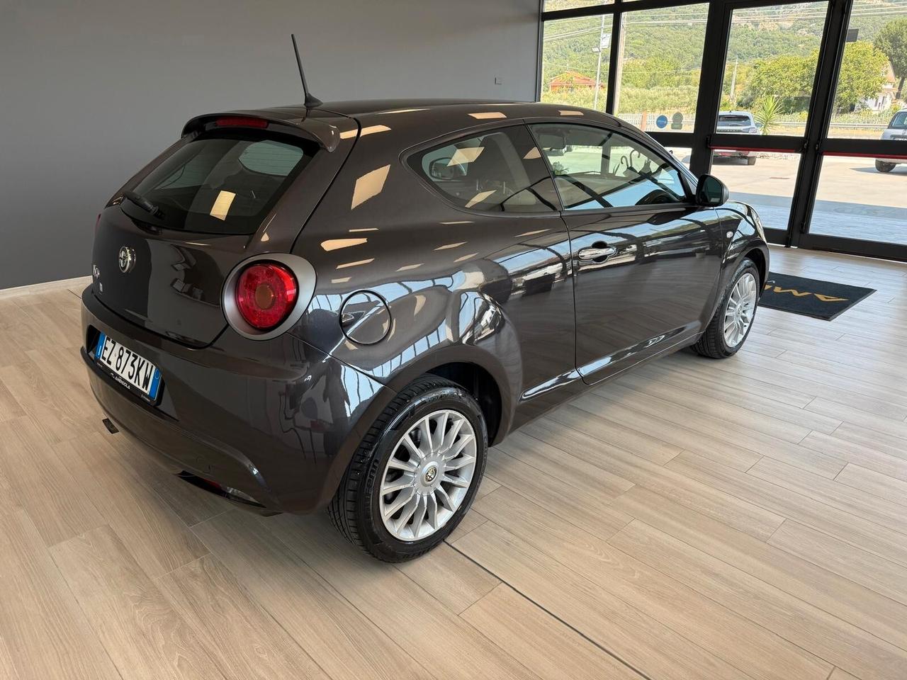 Alfa Romeo MiTo 1.3 JTDm 85 CV S&S Distinctive